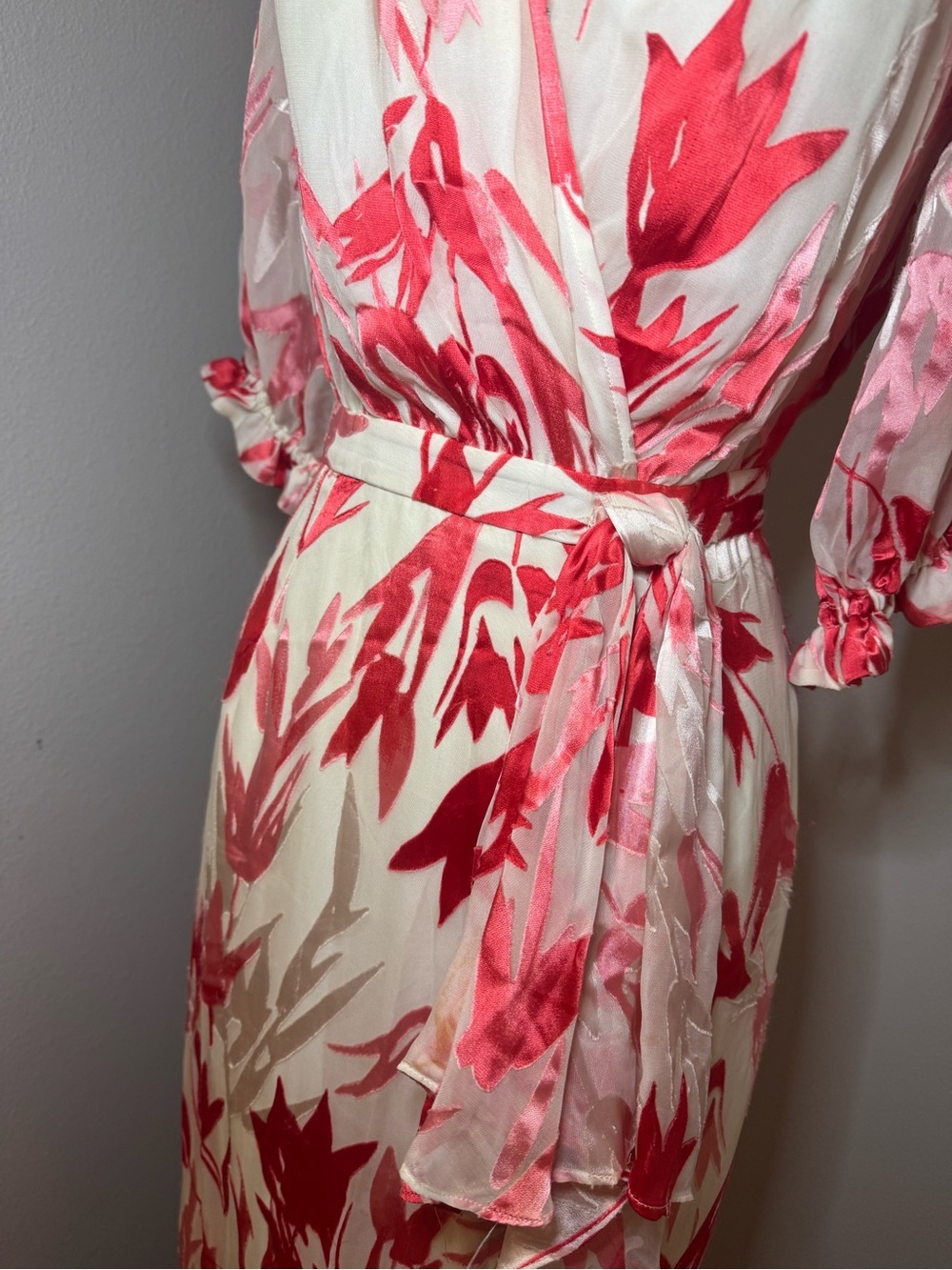 Saloni Olivia dress in the Rainbow Coral - Picture 4 of 10